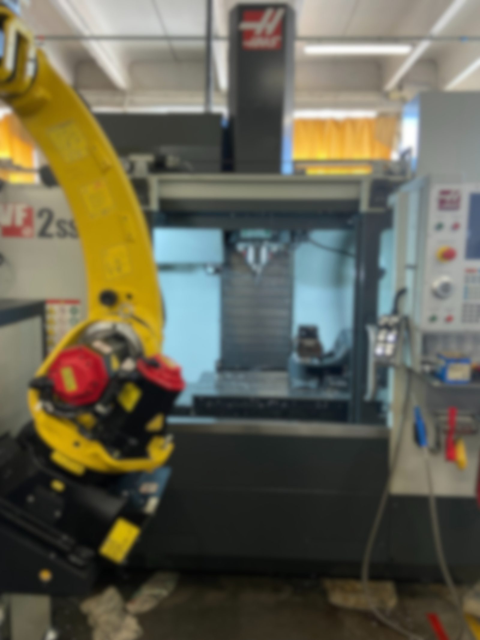 Area di lavoro del centro di lavorazione verticale